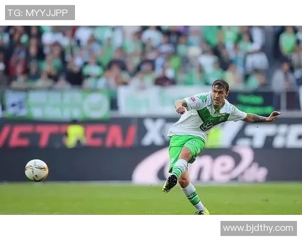 帕德博恩与克隆的对决分析及比赛前瞻展望