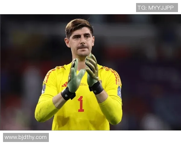 库尔图瓦：守护球门的铁血战士与传奇门将之路