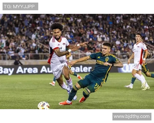 洛杉矶银河对阵FC球队的精彩对决即将上演，谁能赢得胜利