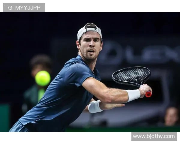 纳达尔与卡恰诺夫激战正酣谁能在这场对决中笑到最后