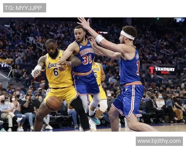 里昂与兰斯历史交锋记录分析及战绩回顾 里昂与兰斯历史交锋记录分析及战绩回顾