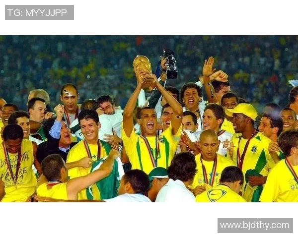 2010年世界杯经典对决巴西与荷兰精彩录像回顾与分析 2010年世界杯经典对决巴西与荷兰精彩录像回顾与分析