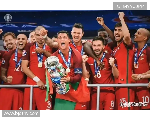 2000年欧洲杯决赛回顾葡萄牙与法国的经典对决与历史意义 2000年欧洲杯决赛回顾葡萄牙与法国的经典对决与历史意义