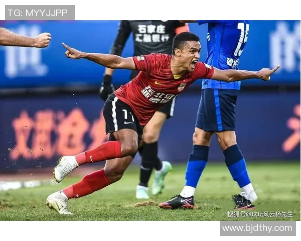 中超精彩对决长春亚泰迎战重庆力帆全力争胜展现球队实力