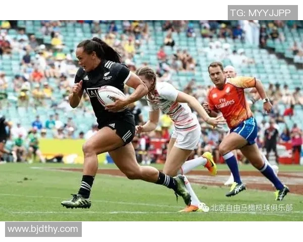 全北现代与首尔FC激战正酣谁能在这场对决中笑到最后