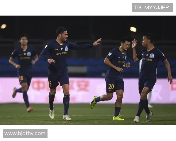 城南队与广州富力的精彩对决分析与赛季展望