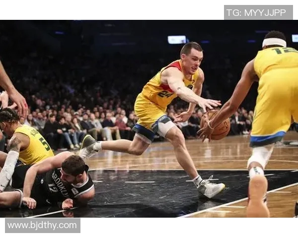 布鲁克洛佩斯：从NBA巨星到篮球战术的智慧象征