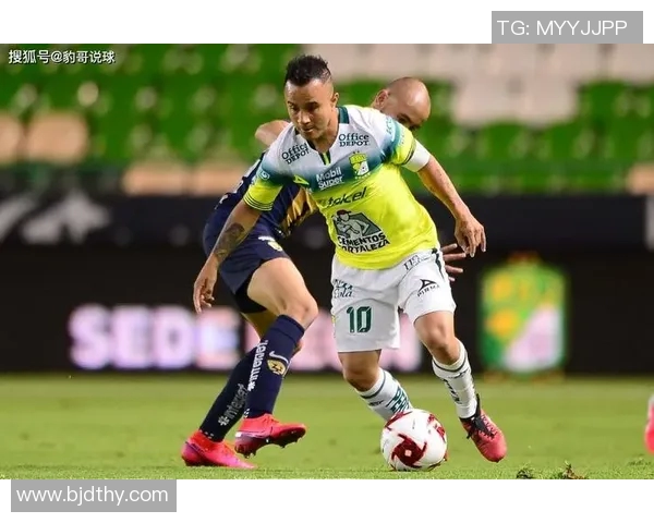 莱昂与普马斯020激战正酣谁能在这场较量中笑到最后